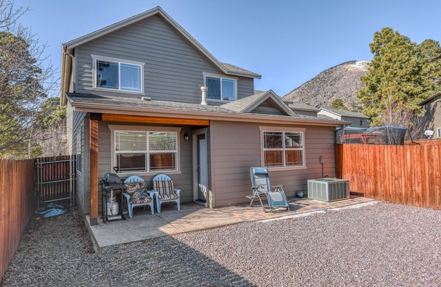 Flagstaff 3BDR Monthly Rental w Central A/C!