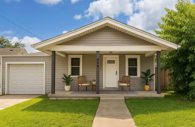 Furnished 2BR Home – Special pricing for 28+ days!