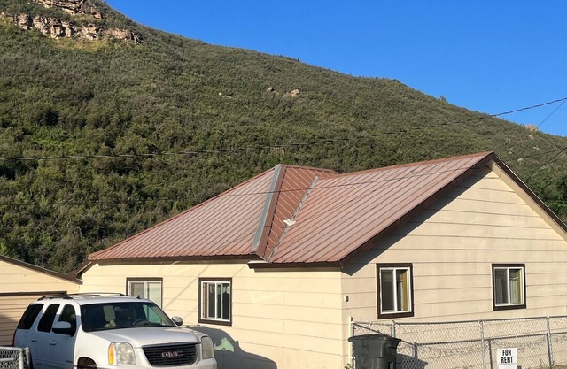 Monthly Riverside Cottage rental
