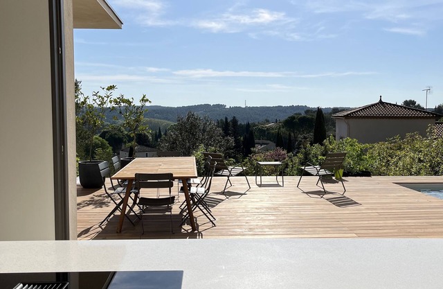 Montpellier - House with swimming pool and exceptional view 10min from the center