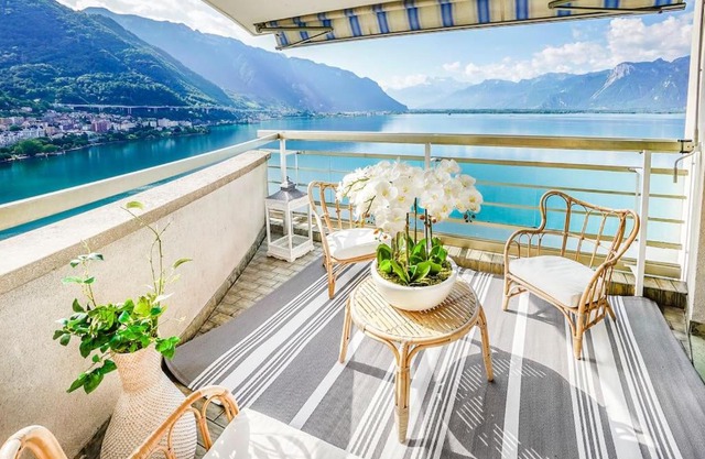 Montreux paradise top view
