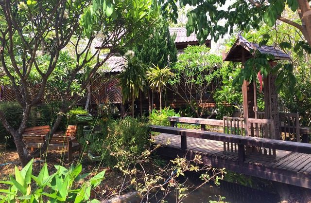 Montri Garden House