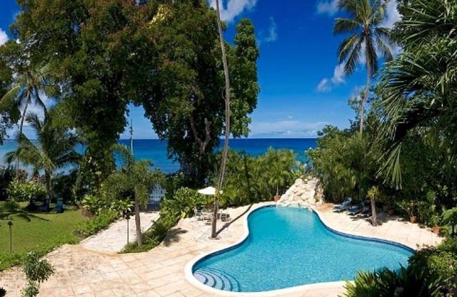 Moon Reach Luxury house