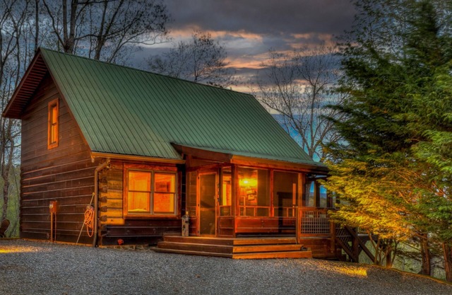 Moon Ridge Retreat by Escape to Blue Ridge