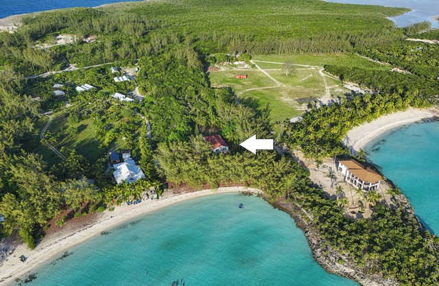 Casa recién remodelada directamente en la playa de Gaulding Cay