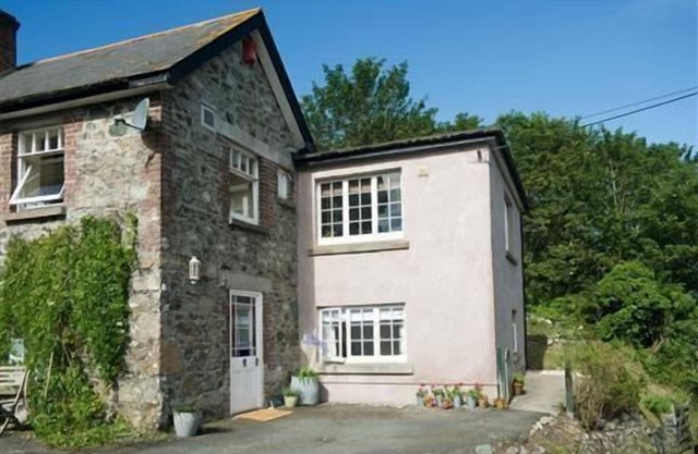 Retiro idílico en Cadgwith Cove - caminar a la playa, pub y café