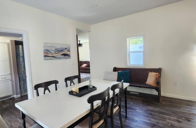 Moores (Crystal) Mountain Retreat