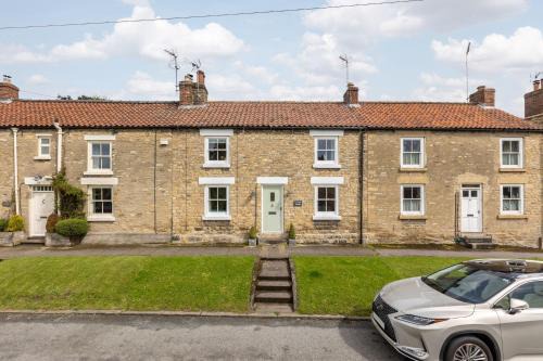Moorside Cottage - Beautiful North Yorkshire Stone Cottage