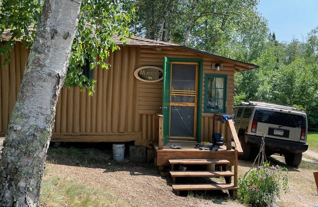 Moose Cabin at Wilderness Wind en el lago Armstrong cerca de Ely, MN