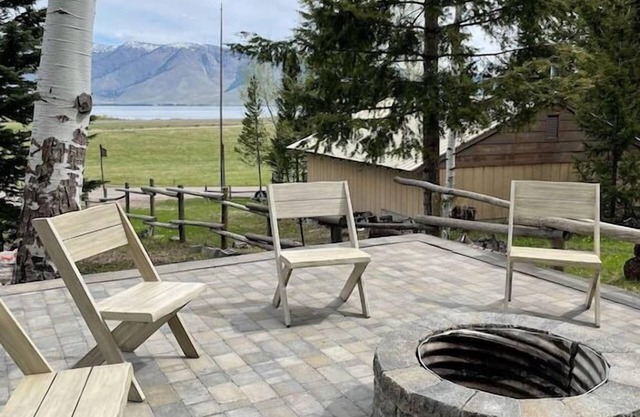 Moose Meadows is minutes from world class fishing and 23 miles from YNP!