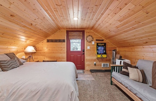 Moosewood Studio+Short walk to Lake+35-40min2YSNP!