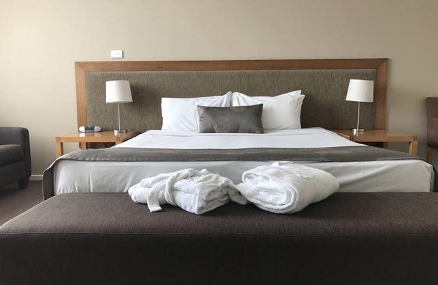 Mornington Hotel