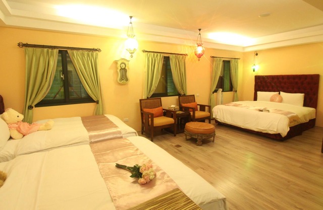 Moroccan Holiday Suite