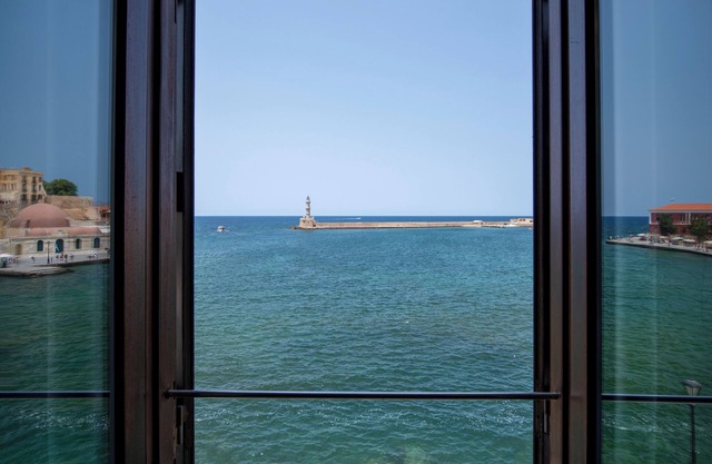 Mosaic Venetian Harbour Suites