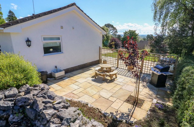 Moss Cote, MILNTHORPE