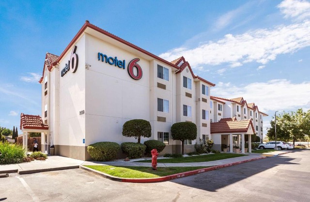 Motel 6-Dixon, CA