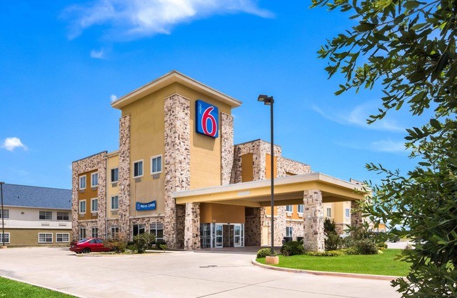 Motel 6 Mineral Wells, TX