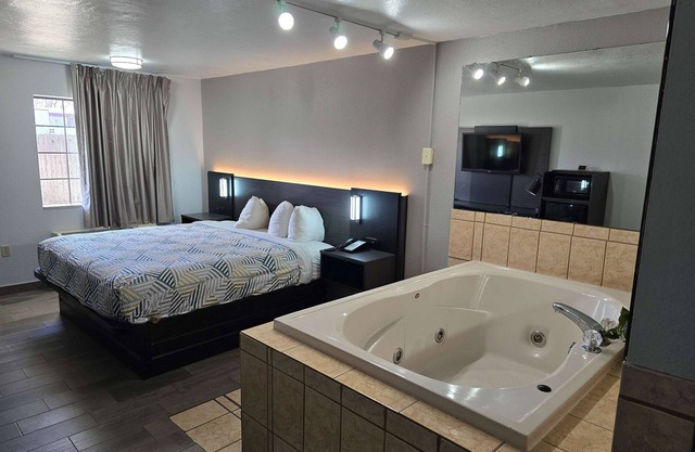 Motel 6 Oklahoma City, OK - Frontier City