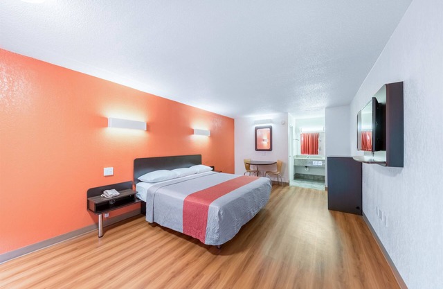 Motel 6 Oklahoma City, OK - Bricktown