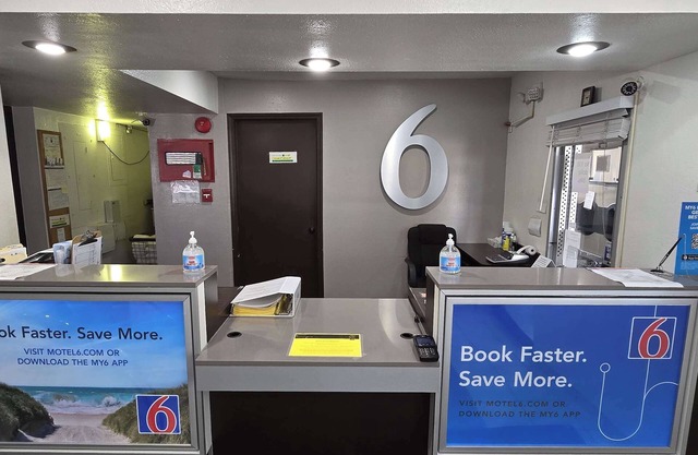 Motel 6 Slidell, LA - New Orleans