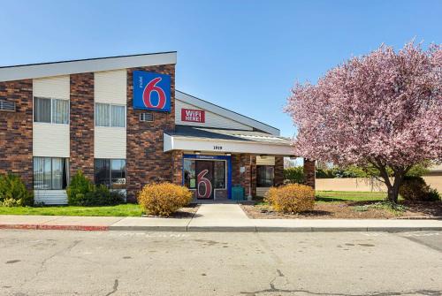 Motel 6-Spokane, WA - East