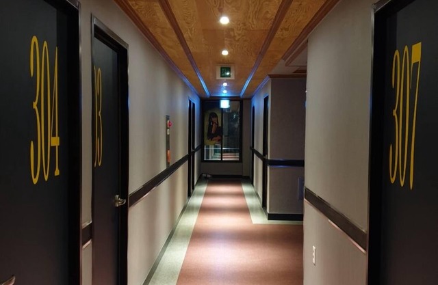Motel Good Guy