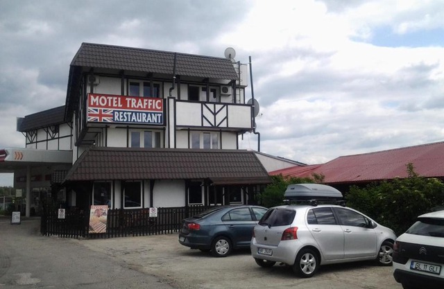 Motel Traffic