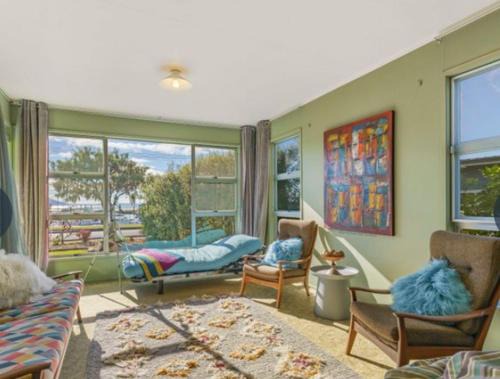 Motuoapa Lakeside Retreat