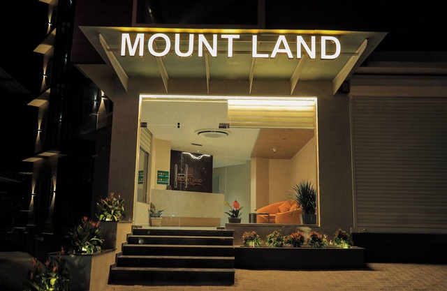 Mount Land