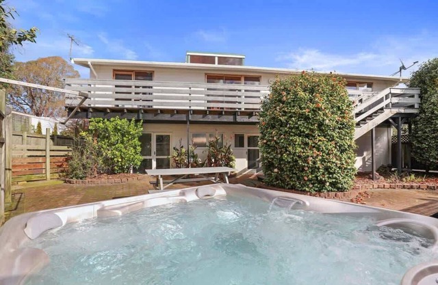 Mountain Bike Retreat | Top Location with Spa Pool