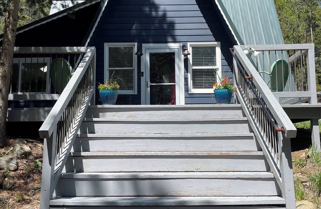 Mountain Bliss A-Frame, Hot Tub, Sleeps 7, Pet Friendly