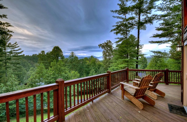 ¡Un excelente alquiler de cabañas de vacaciones para su próximo retiro en la montaña del norte de Georgia!