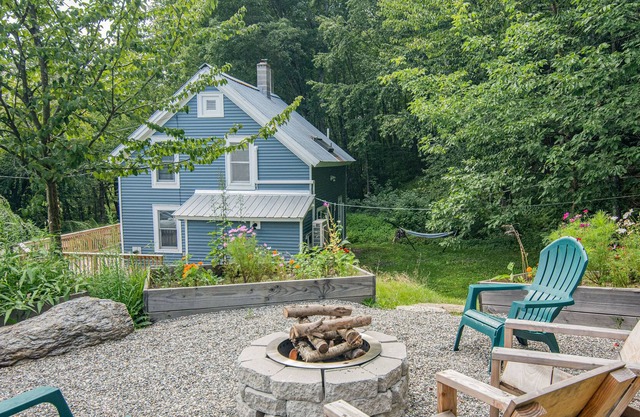 Mountain home-views- close to Cambridge & Stowe VT