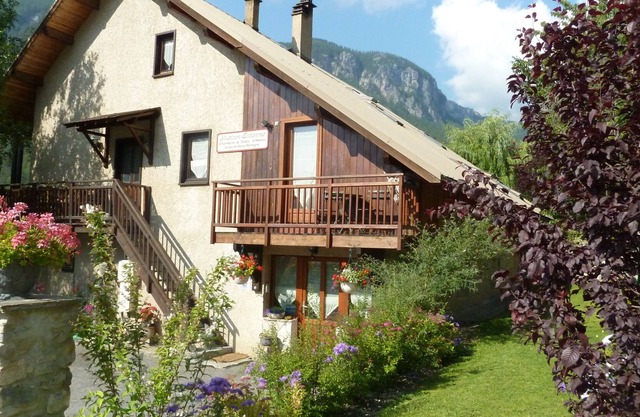 casa de montaña para sus vacaciones en una zona preciosa