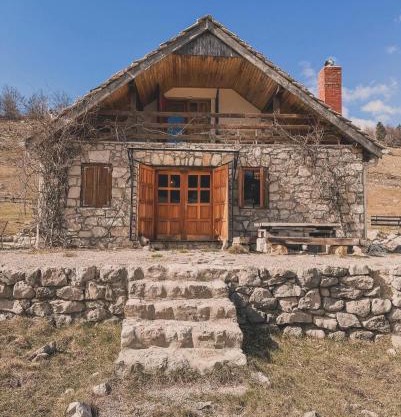 Mountain house Varda