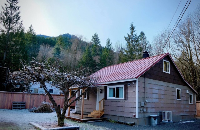 Mountain Maison: Historic Home