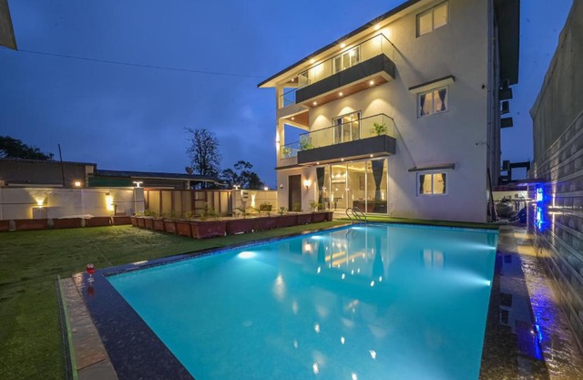 Mountain Majesty Villa by Tropicana Stays