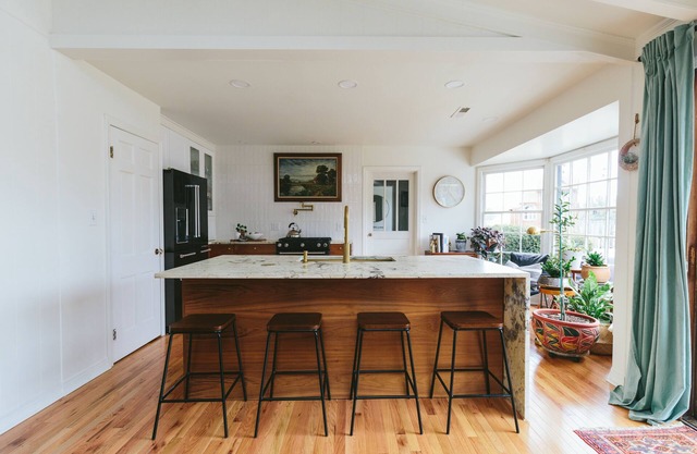 Mountain Midcentury Stunner w/ Blue Ridge Views + Hot Tub + Fire Pit