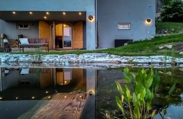 Refugio de montaña cómoda casa en la naturaleza, cerca de la costa