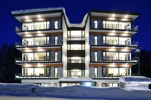 Mountain Side Hakuba