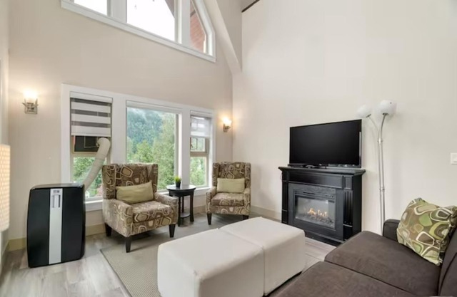 Mountain View Penthouse 7BR Combo