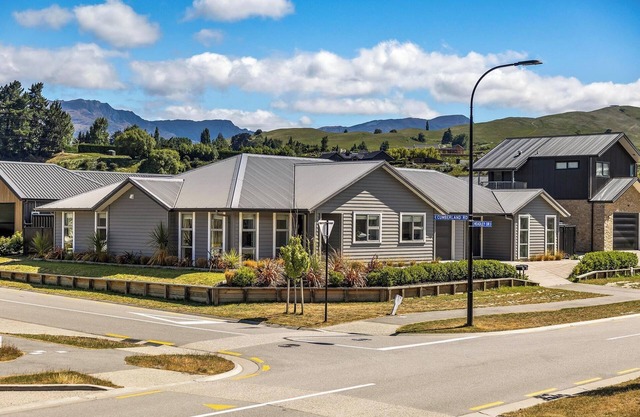 Mountain View - 2 Bedroom House