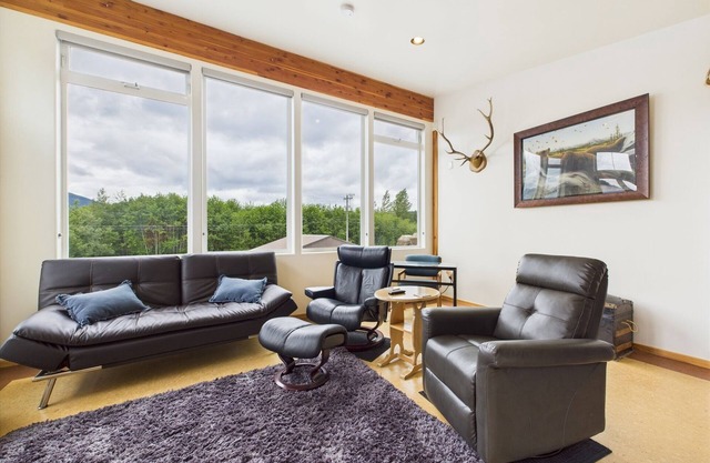 Mountain View Apartment Near Trails & Searhc
