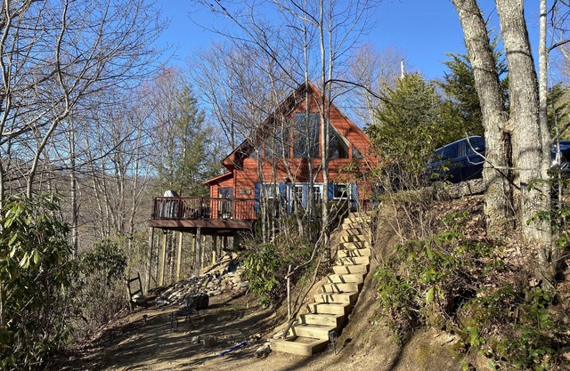 Mountain View Cabin w Jacuzzi!
