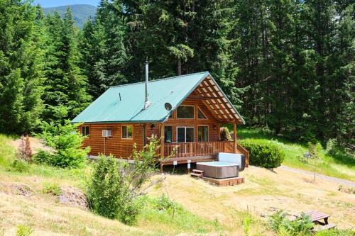 Mountain View Cabin, Hot Tub at Mt Rainier