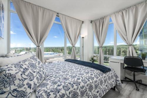 Mountain view Condo beside UofC, CTrain, Mall, Gym