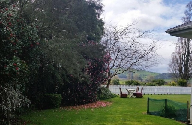 Mountain View, Garden view, animals, Farm stay