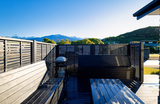 Mountain View - Kaikoura Holiday Home
