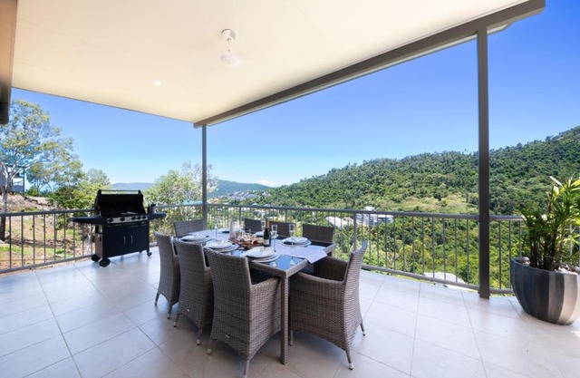 Mountain View On Airlie