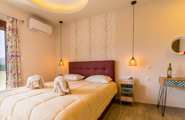 Mountain View Room for 3 people
